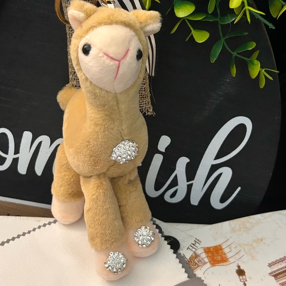 Accessories - Full of Drama with Lima the Llama Bag Charm Plush Toy
